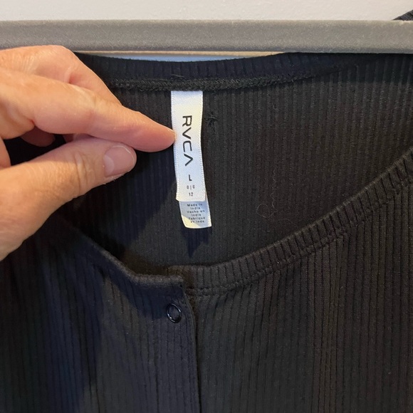 RVCA Dia Midi Dress. - Picture 8 of 10